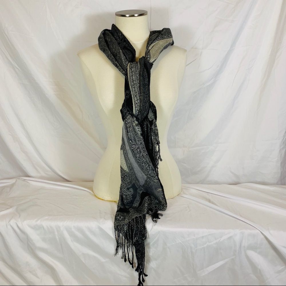 Kasper Pashmina Shawl with gold Long strands of - Picture 5 of 8